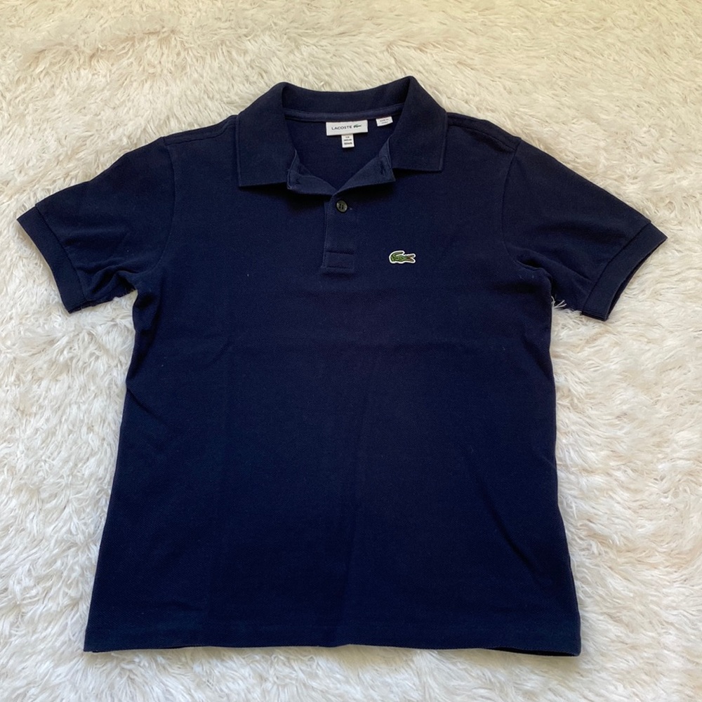 Boy’s Lacoste navy short sleeve collared cotton polo shirt